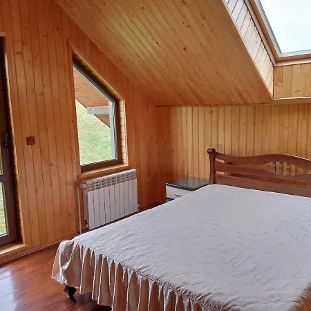 затишна оселя *