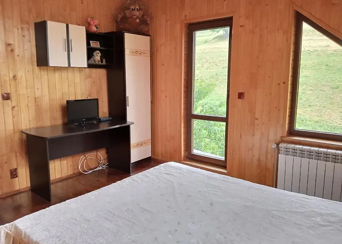 Vakantiehuis затишна оселя Kelechin